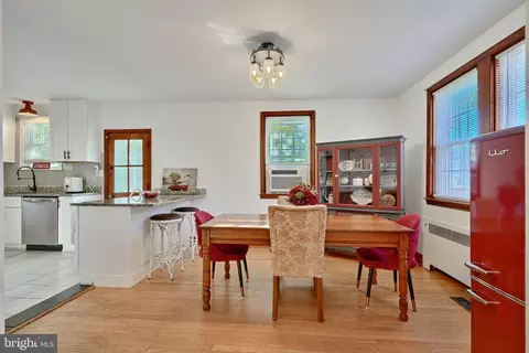 Dining - 3004 Dunmore Rd, Dundalk, MD 21222 photo 1 of 2