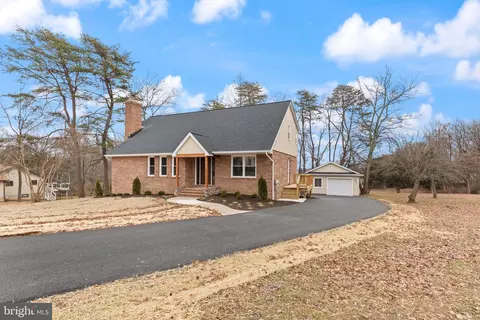 9003 Lennings Ln, Rosedale, MD 21237