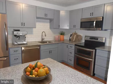 Kitchen - 205 Joppa Rd #2405, Towson, MD 21286 photo 1 of 5