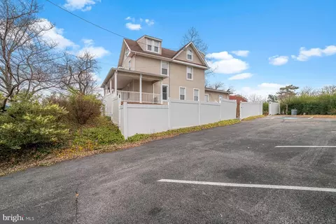 1913 Woodlawn, Woodlawn, MD 21207