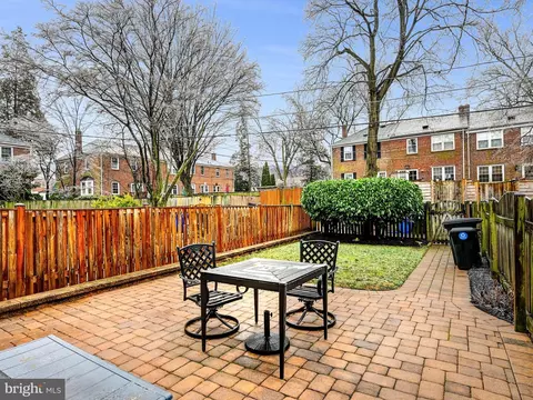 Exterior - 245 Brandon Rd, Baltimore, MD 21212 photo 2 of 6