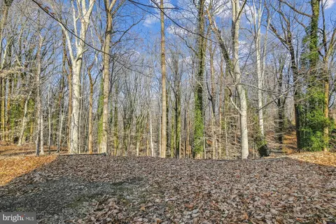 616 Gun Rd, Halethorpe, MD 21227 photo 4