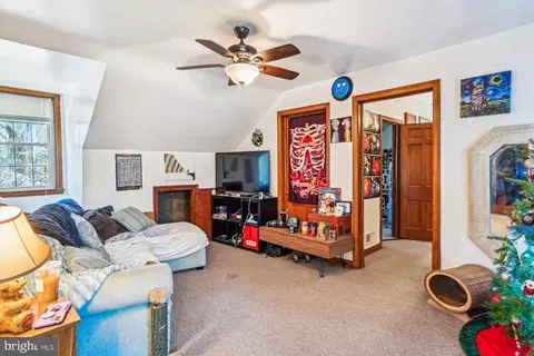 616 Gun Rd, Halethorpe, MD 21227 photo 6