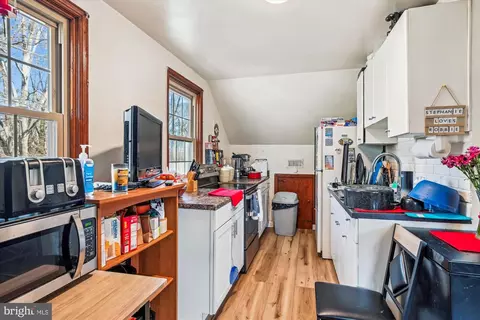 616 Gun Rd, Halethorpe, MD 21227 photo 11