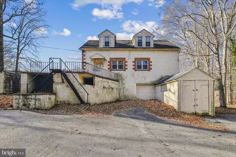 616 Gun Rd, Halethorpe, MD 21227 photo 3