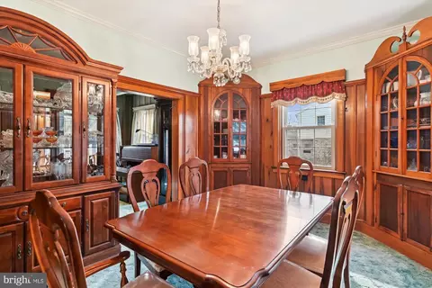 Dining - 614 Gun, Halethorpe, MD 21227 photo 2 of 3