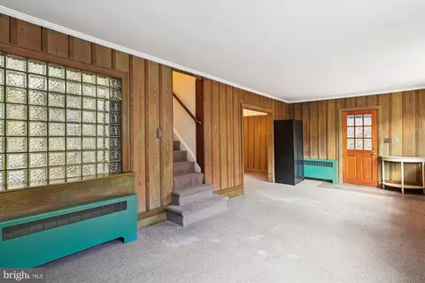 Living - 614 Gun, Halethorpe, MD 21227 photo 3 of 3