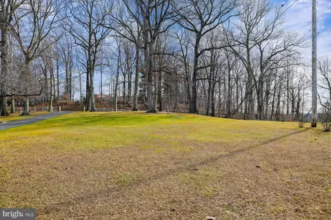 Exterior - 614 Gun, Halethorpe, MD 21227 photo 12 of 17