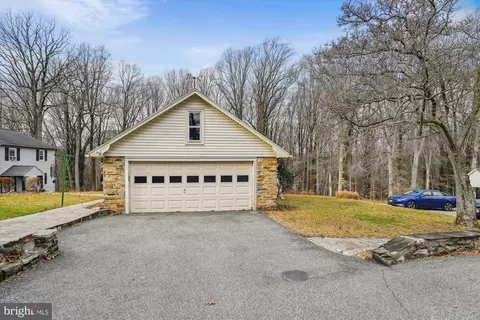 Exterior - 614 Gun, Halethorpe, MD 21227 photo 7 of 17