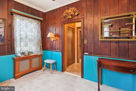 Entry Way - 614 Gun, Halethorpe, MD 21227 photo 4 of 14