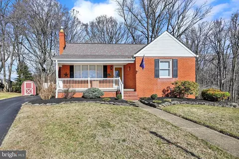 9914 Gunforge Rd, Perry Hall, MD 21128