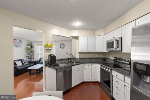 Kitchen - 4159 Maple Path Cir #81, Nottingham, MD 21236 photo 1 of 3