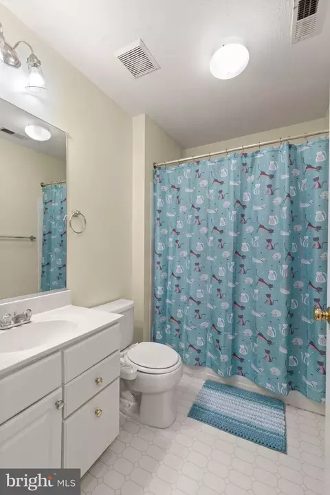 Bath - 4159 Maple Path Cir #81, Nottingham, MD 21236 photo 3 of 3