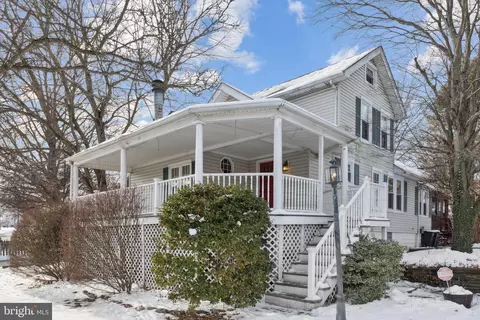 8904 Avondale Rd, Parkville, MD 21234