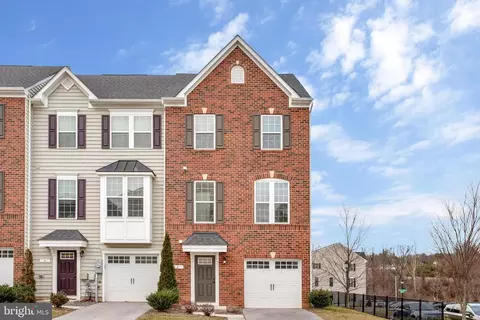 2 Gates Mill Ct, Baltimore, MD 21227
