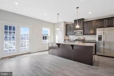 2 Gates Mill Ct, Baltimore, MD 21227 photo 10