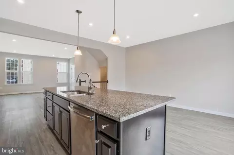 2 Gates Mill Ct, Baltimore, MD 21227 photo 11