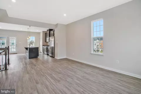 2 Gates Mill Ct, Baltimore, MD 21227 photo 12