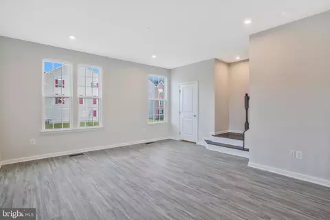 2 Gates Mill Ct, Baltimore, MD 21227 photo 13