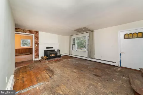 3101 Rices Ln, Baltimore, MD 21244 photo 4