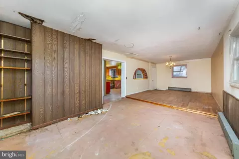 3101 Rices Ln, Baltimore, MD 21244 photo 9
