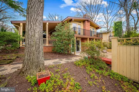 805 Litchfield Rd, Baltimore, MD 21239