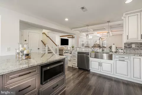 Kitchen - 2824 Wells Ave, Sparrows Point, MD 21219 photo 2 of 4