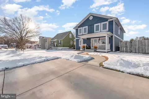 Exterior - 2824 Wells Ave, Sparrows Point, MD 21219 photo 2 of 5