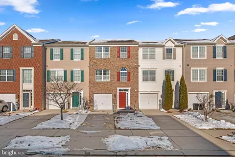 8517 Stansbury Lake Dr, Baltimore, MD 21222