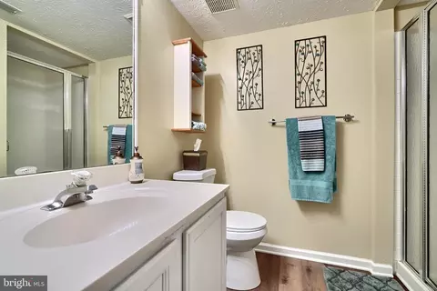 Bath - 13 Cedarcone Ct, Nottingham, MD 21236 photo 1 of 8