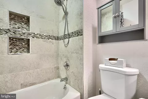Bath - 13 Cedarcone Ct, Nottingham, MD 21236 photo 6 of 8