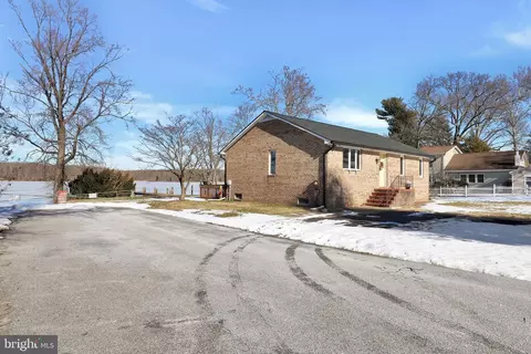 6600 Blackhead Rd, Middle River, MD 21220 photo 2