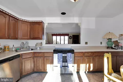 6600 Blackhead Rd, Middle River, MD 21220 photo 19