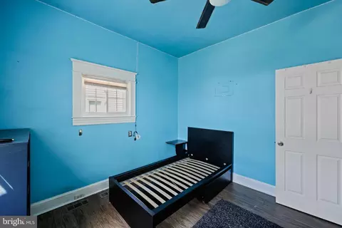 Bedroom - 1014 Leeds Ave, Baltimore, MD 21229 photo 2 of 3