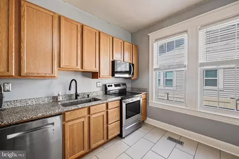 Kitchen - 1014 Leeds Ave, Baltimore, MD 21229 photo 4 of 4