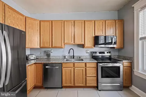 Kitchen - 1014 Leeds Ave, Baltimore, MD 21229 photo 2 of 4