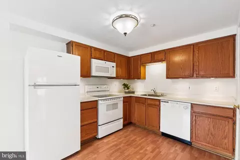 Kitchen - 4128 Maple Path Cir #59, Nottingham, MD 21236 photo 1 of 2