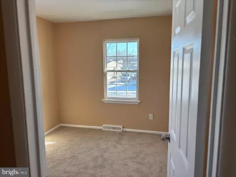 3122 Rheims Rd, Windsor Mill, MD 21244 photo 3