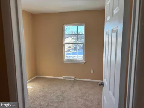 3122 Rheims Rd, Windsor Mill, MD 21244 photo 15