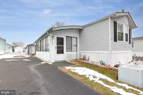 804 Leswood Ct, Dundalk, MD 21222
