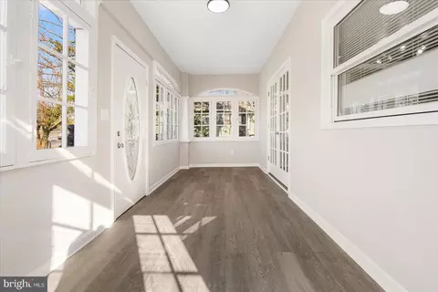 4327 Annapolis Rd, Baltimore, MD 21227 photo 4