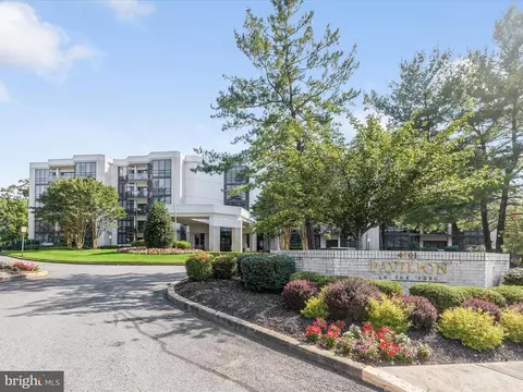 4001 Old Court Rd #204, Pikesville, MD 21208