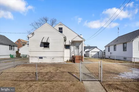 66 Avalon Ave, Dundalk, MD 21222