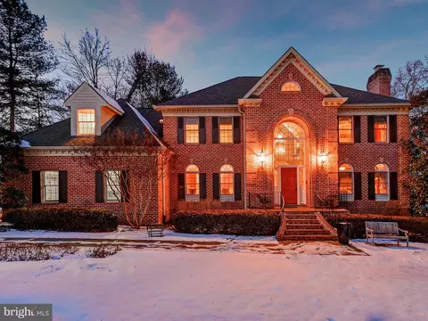 314 Meadowcroft Ln, Lutherville Timonium, MD 21093