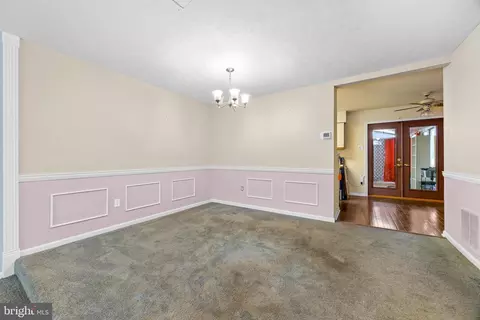 23 Cashell, Nottingham, MD 21236 photo 11