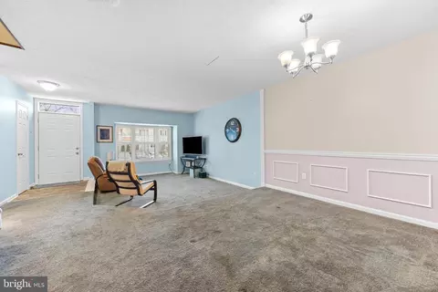 23 Cashell, Nottingham, MD 21236 photo 12