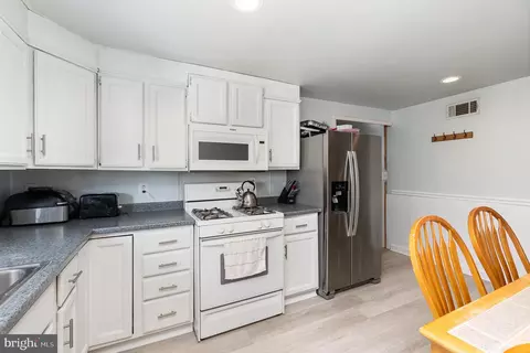 5 Branch, Baltimore, MD 21221 photo 10