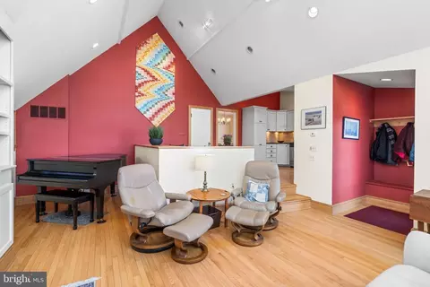 708 Dunkirk Rd, Baltimore, MD 21212 photo 12