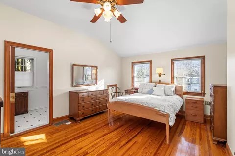 708 Dunkirk Rd, Baltimore, MD 21212 photo 13
