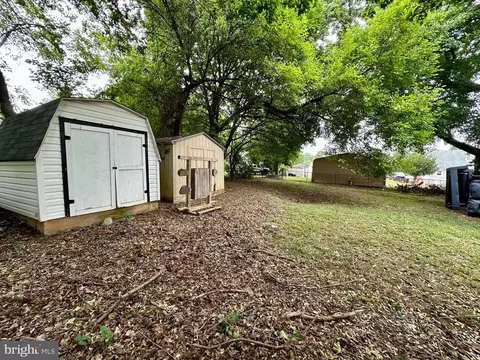 8013 Douglas Ave, Windsor Mill, MD 21244 photo 19